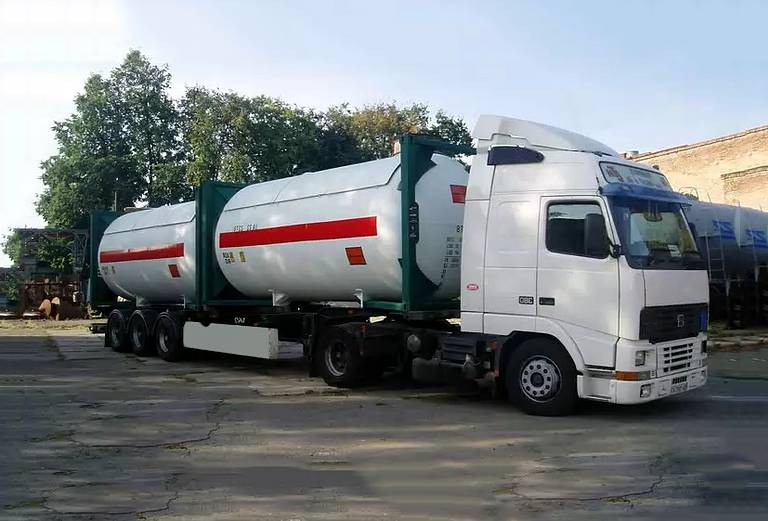 Машина для перевозки спец. грузов И другого из Владимир в Москва